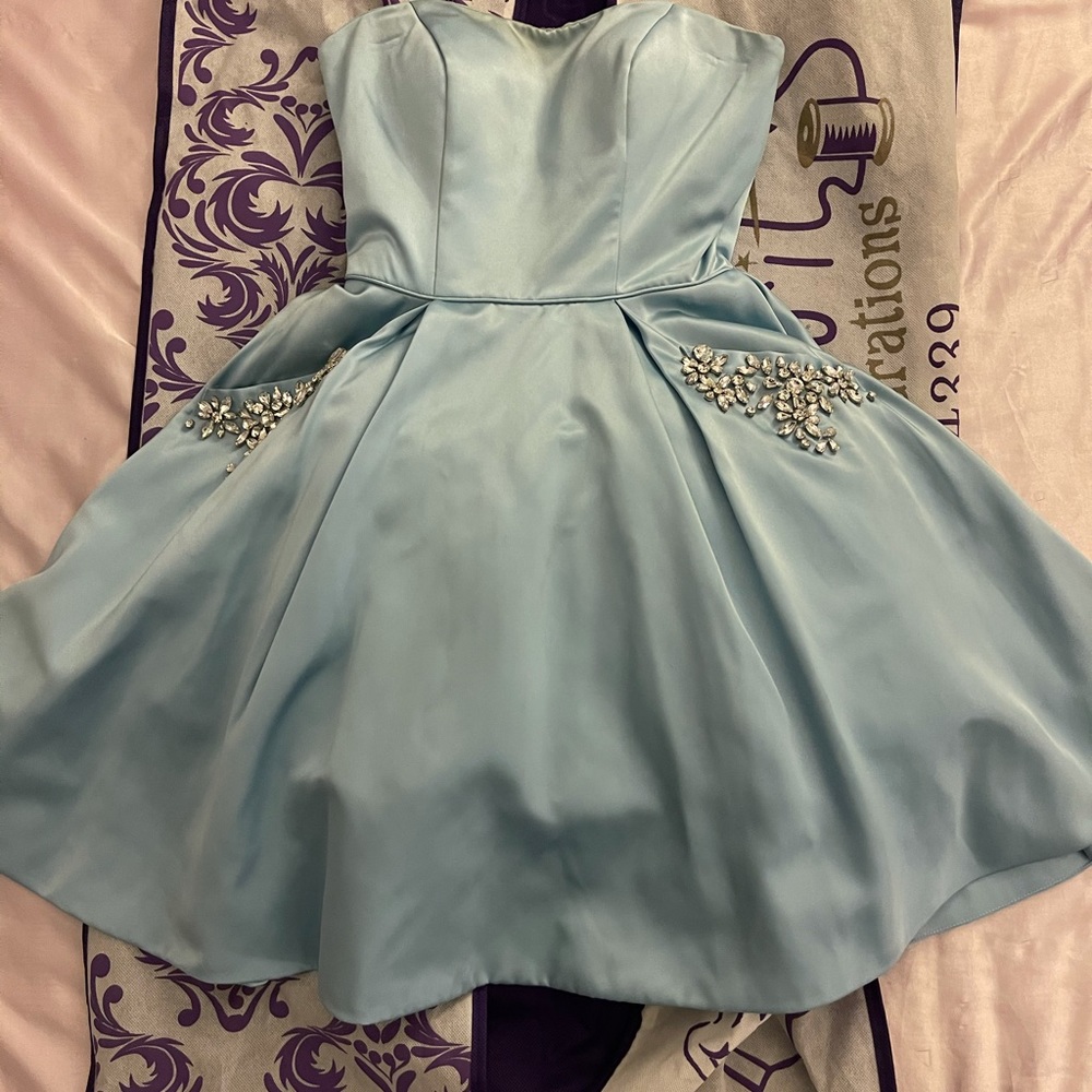 sherri hill light blue prom/homecoming dress